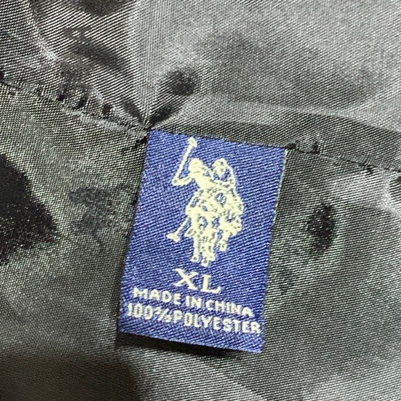 US Polo Assn White Puffer Jacket - Picture 7 of 8